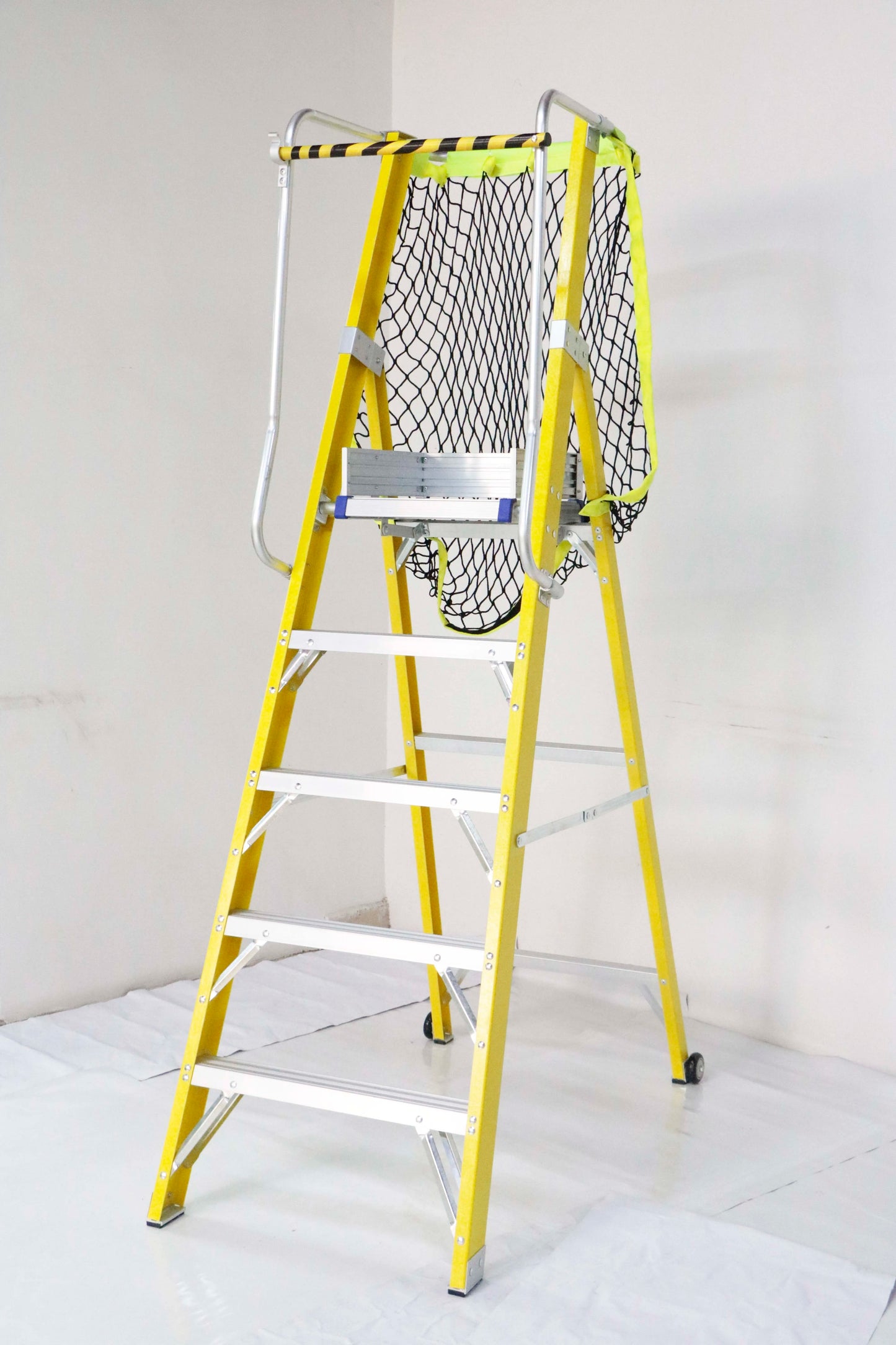 Industrial Style Movable Safety FRP Podium Platform Ladder with Handrail Folding & Insulation Features 150kg Load Capacity