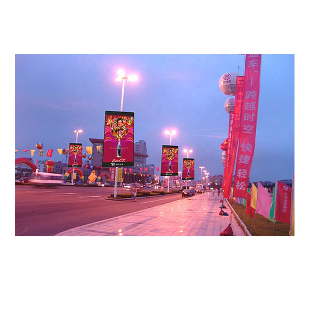 Outdoor P5 Solar Digital Billboard & Street Light LED Screen (Waterproof IP65)